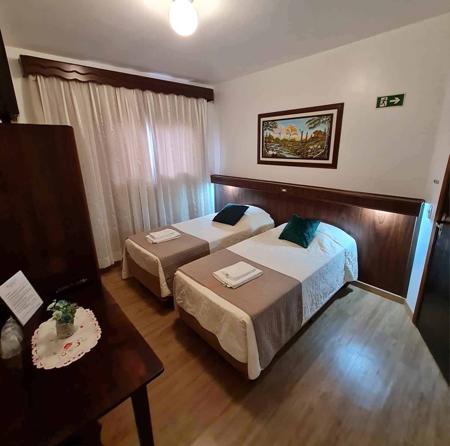 Hotel Schneider Treze Tílias エクステリア 写真